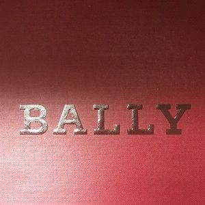 Meet your Posher, Leon